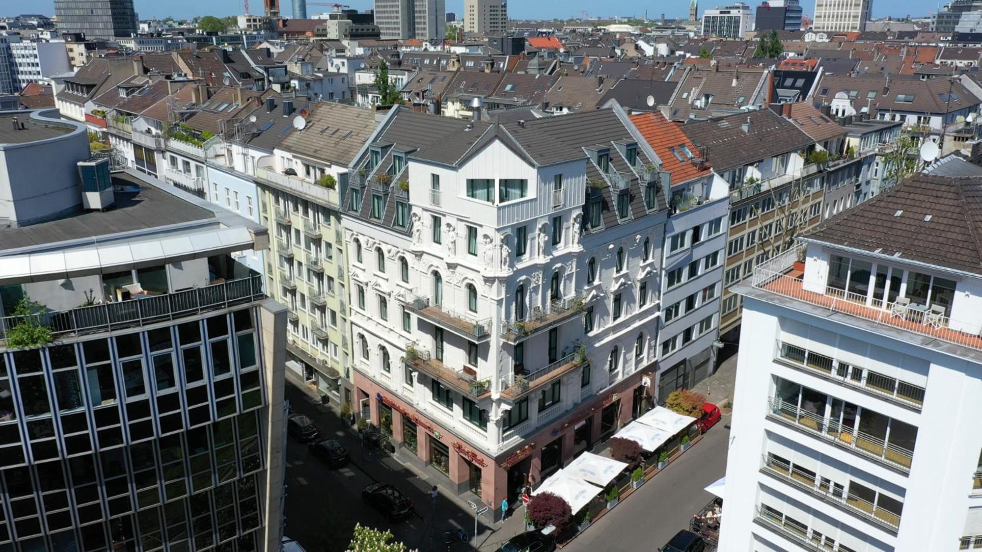 Devin Art Hotel Дюссельдорф Экстерьер фото