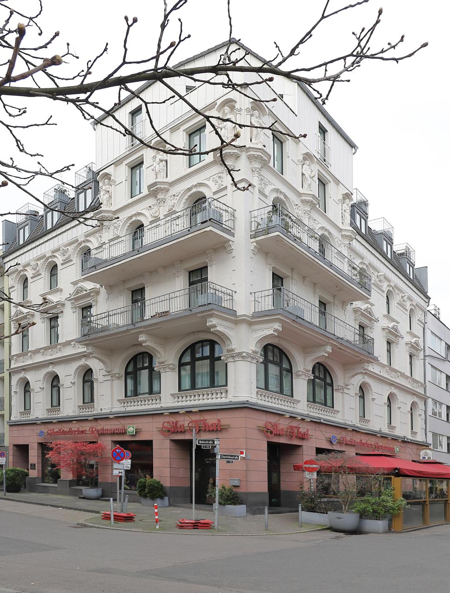 Devin Art Hotel Дюссельдорф Экстерьер фото