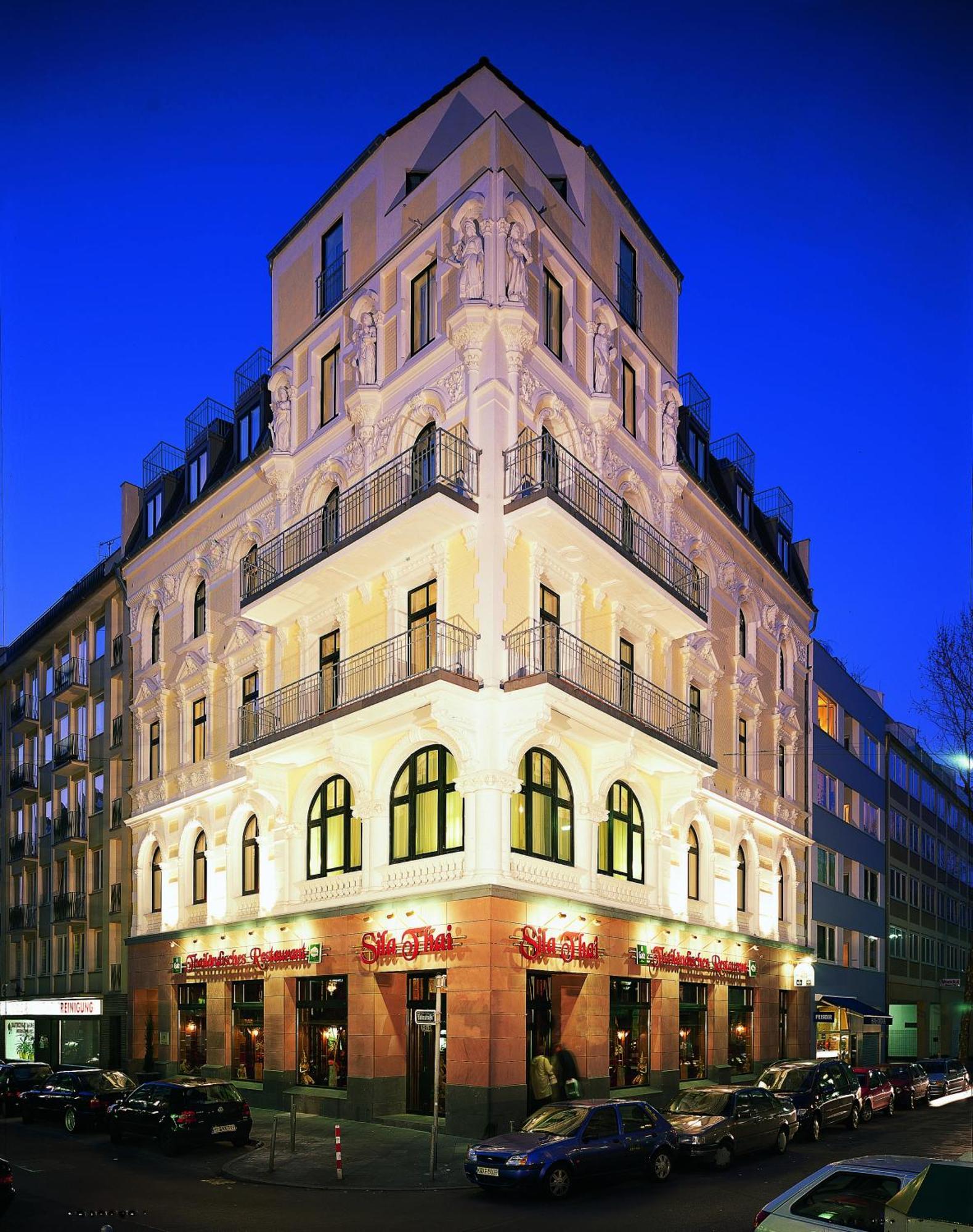 Devin Art Hotel Дюссельдорф Экстерьер фото